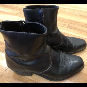 Laredo Black Leather Cowboy Boots. Men’s Size 11.